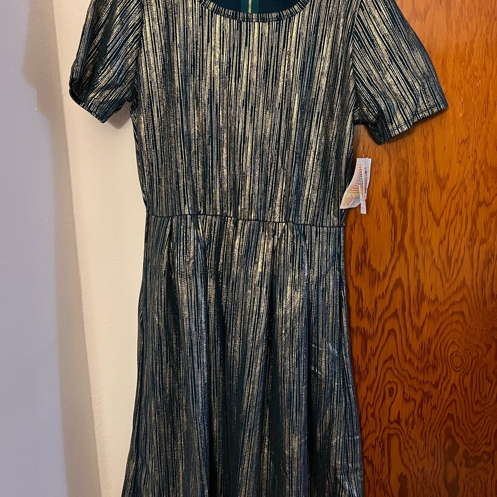 LuLaRoe XL Amelia Green with gold stripes